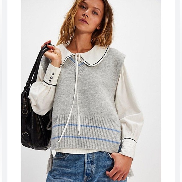 FREE PEOPLE STRIPED SWEATER PONCHO VEST TASSELS GRAY BLUE OS NWT